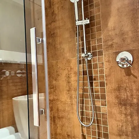 Dimora Elle 4*